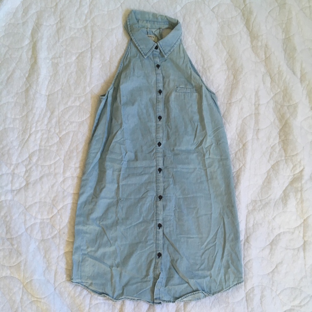 Sleeveless button up chambray dress
